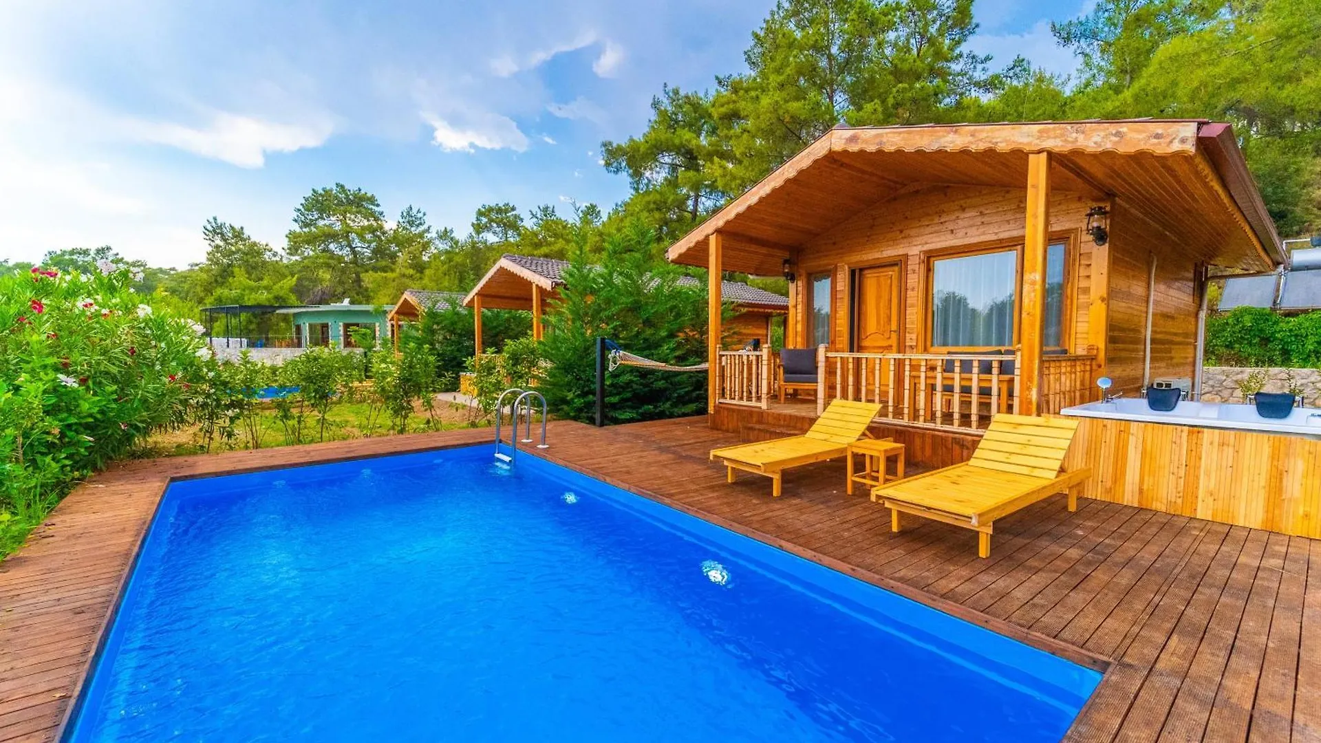 Blue Green Life Bungalow location